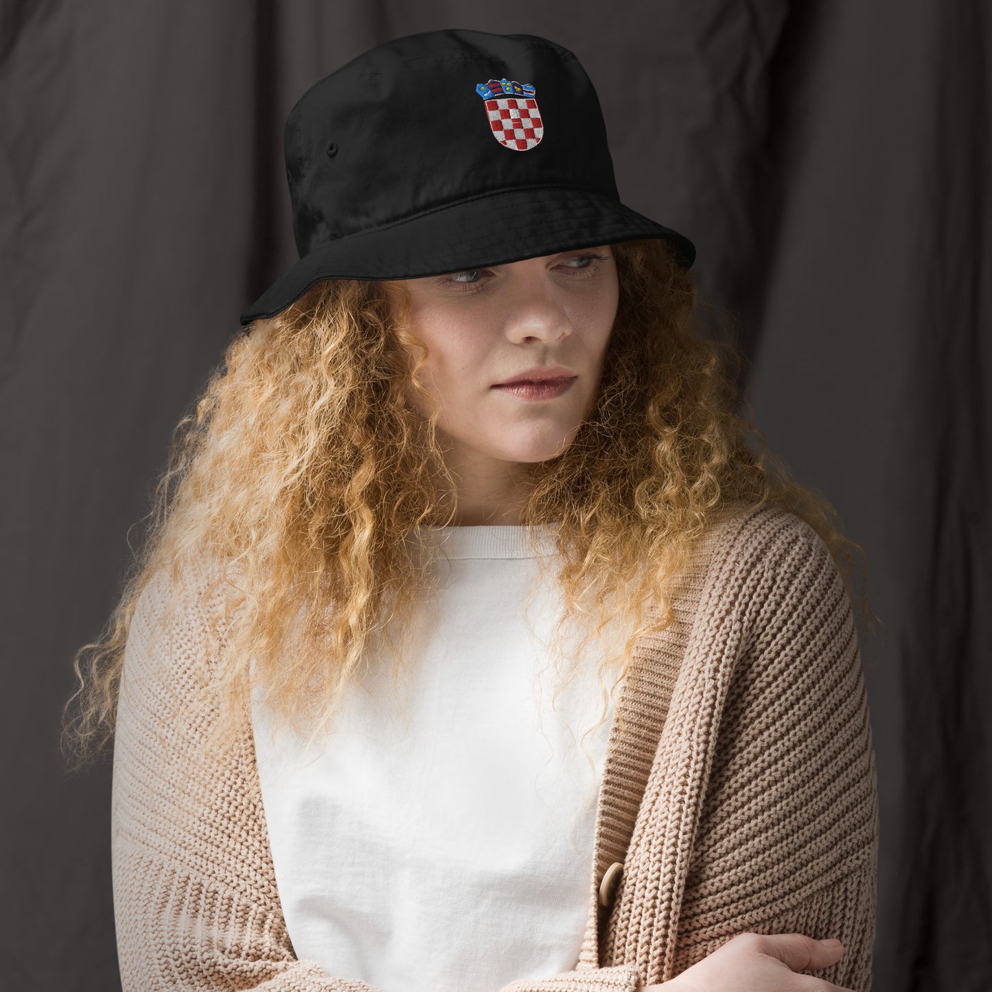 Croatian Grb Organic bucket hat